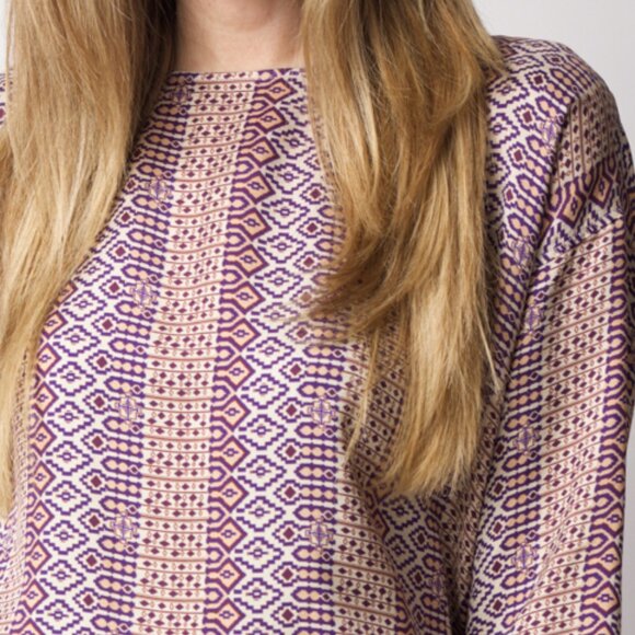 FORTE FORTE Viscose Silk Twill Top in Majorelle - Picture 3 of 4